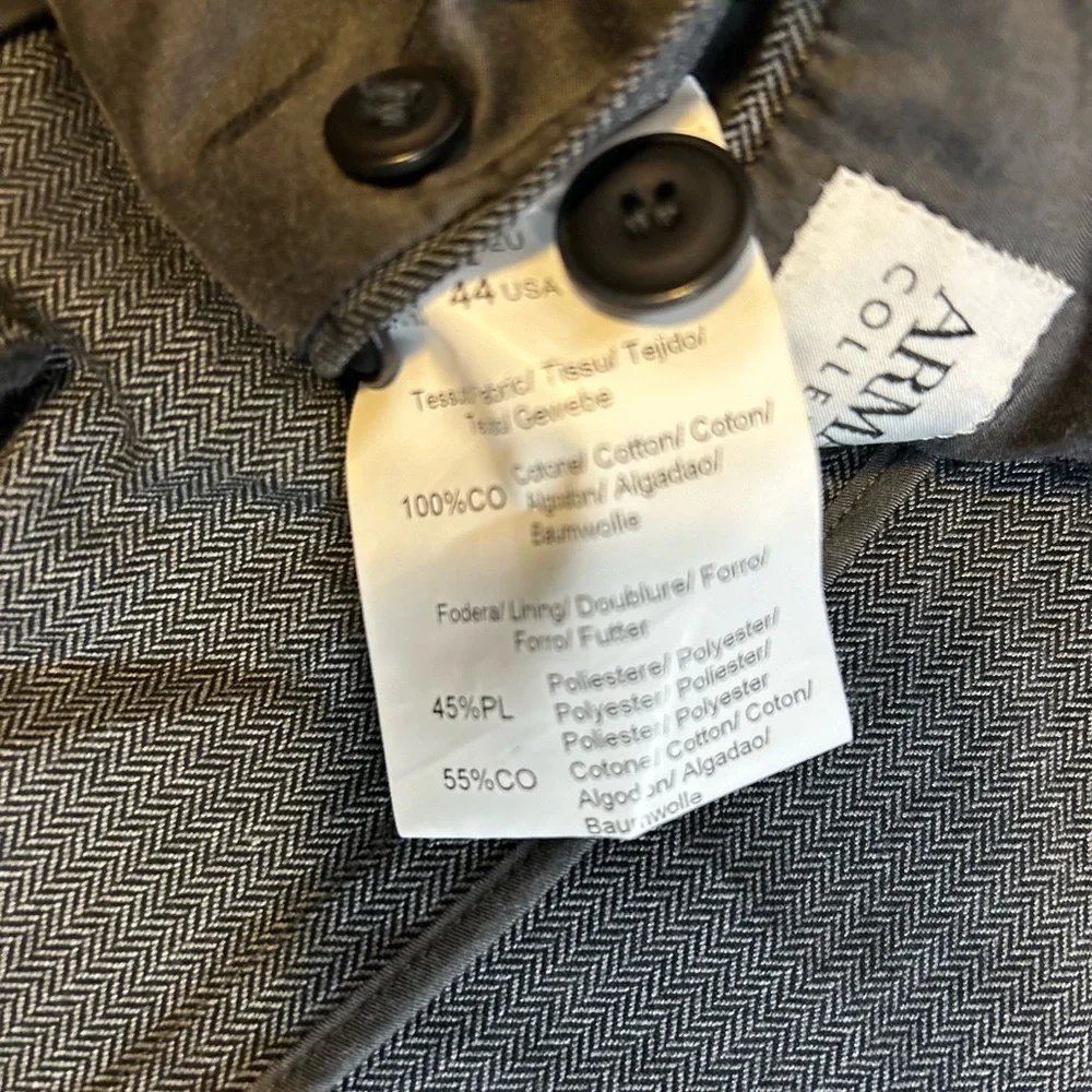 Armani Collezioni Men’s 44R Gray Herringbone Sport Coat Blazer Two Button Elbow